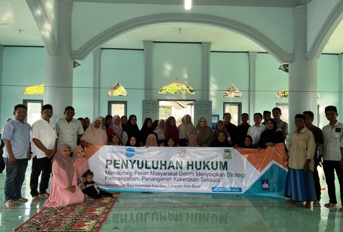 Warga Gampong Lamraya Dapat Penyuluhan Hukum terkait Kekerasan Seksual