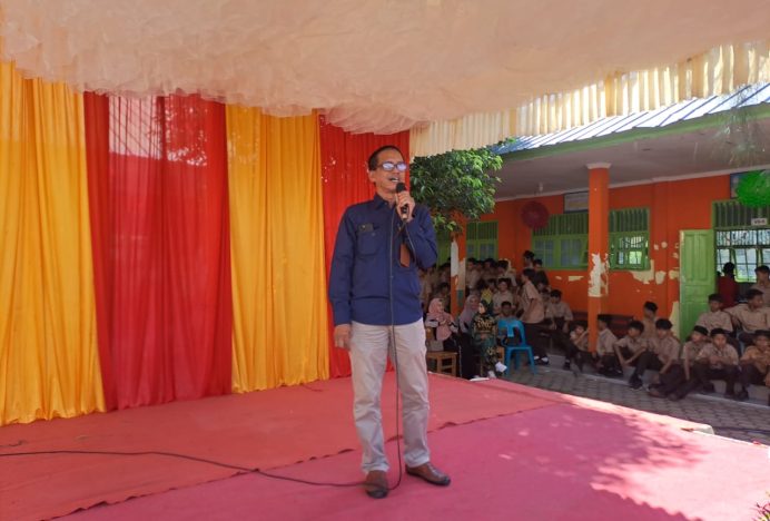 Wakili Kadisdikbud Aceh Besar, Sekdisdikbud Buka Beutari 2 SMPN 3 Ingin Jaya