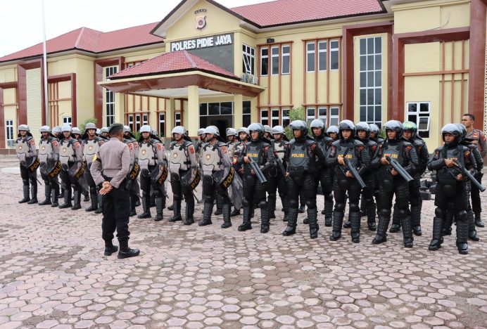 Polres Pidie Jaya Lakukan Latihan Dalmas dan Penggunaan Mobil AWC untuk Persiapan Pasca Pemilu 2024