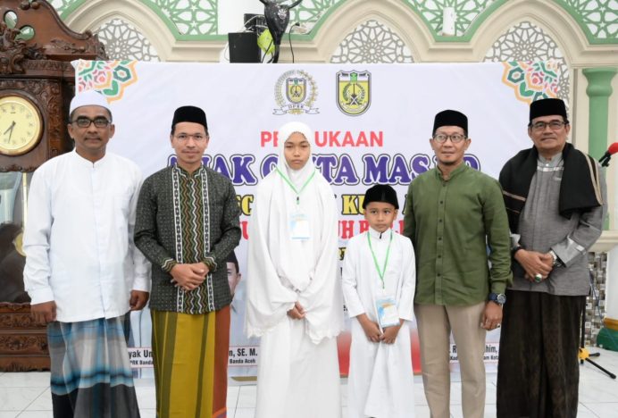 Ketua DPRK Banda Aceh Apresiasi Inovasi Gerakan Anak Cinta Masjid di Gampong Mulia