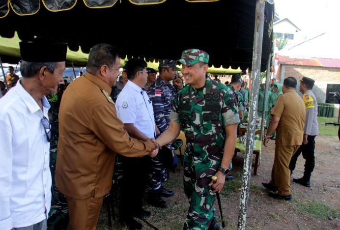 Dandim 0101/KBA Ikuti Launching 1.898 Titik Air Bersih Gerakan TNI AD Manunggal Air 2024