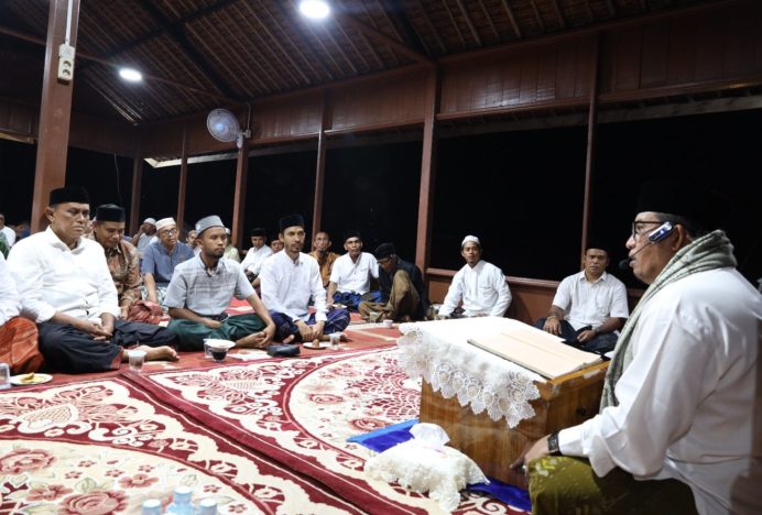 Halaqah di Meuligo Bupati Aceh Besar: Abah Junaidi, Ghibah Hilangkan Pahala Puasa