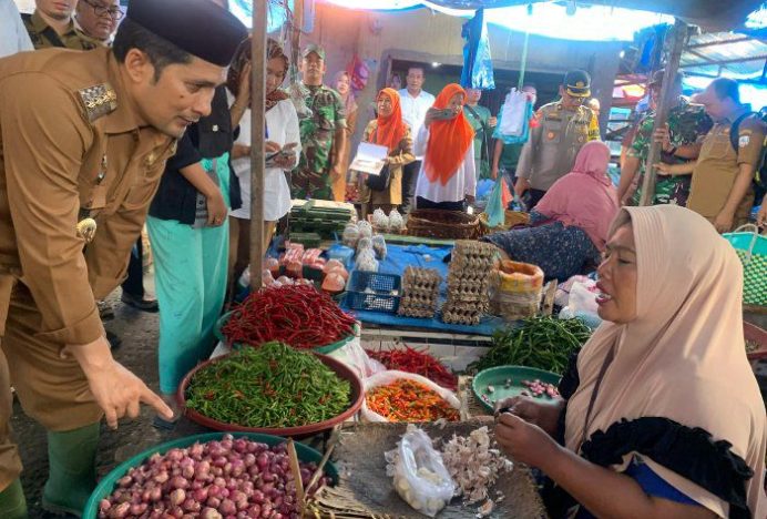 Jelang Ramadhan, Pj Bupati Agara Sidak Harga Bahan Pokok