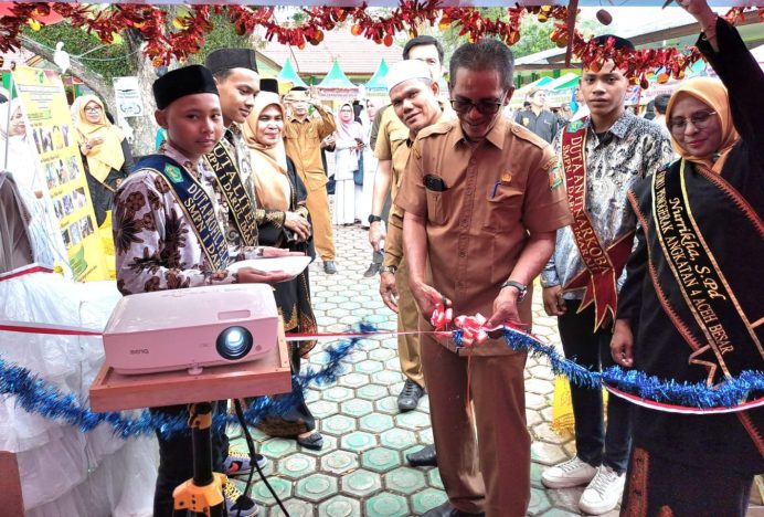 Sate Fair 3 SMPN Darul Imarah Dimulai