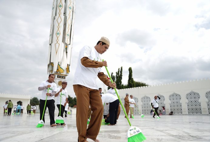 Gerakan Masjid Bersih 2024 Diluncurkan di Masjid Raya Baiturrahman Banda Aceh