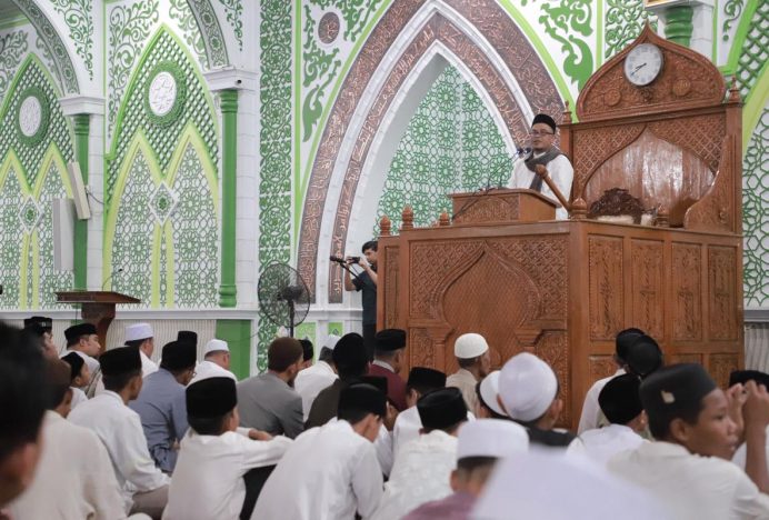 Muhammad Iswanto Hadiri Peringati Malam Nuzulul Qur’an di Masjid Al Munawwarah