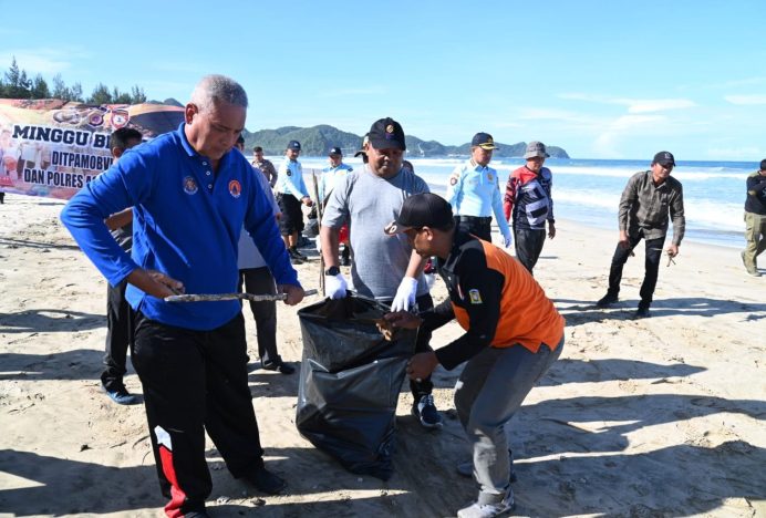Program Satu Jam Pungut Sampah Terus Berlanjut