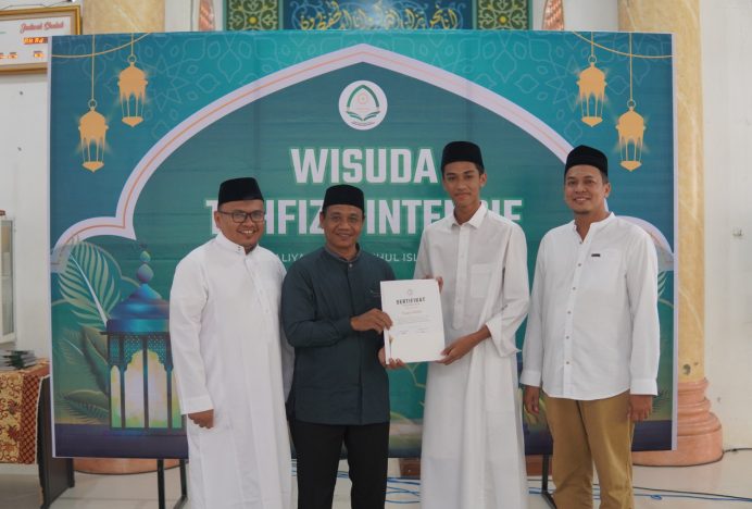 RIAB Gelar Wisuda Tahfizh Intensif Ramadhan, 9 Santri Menyelesaikan Hafalan 30 Juz