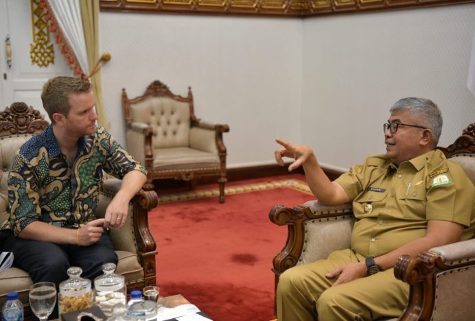 Pj Gubernur Aceh Terima Kunjungan Penasehat Politik Kedubes Inggris