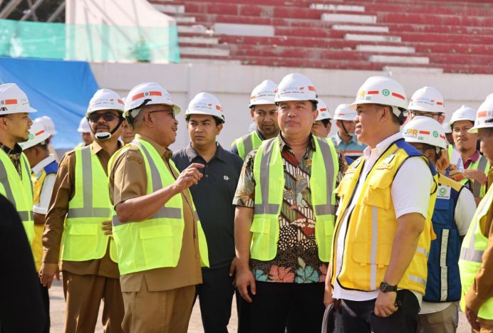 Pj Gubernur Aceh Dampingi Irjen Kemendagri Tinjau Pembangunan Venue PON di Komplek SHB