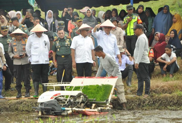 Kementan RI Gelar Gerakan Tanam Antisipasi Darurat Pangan di Leupung