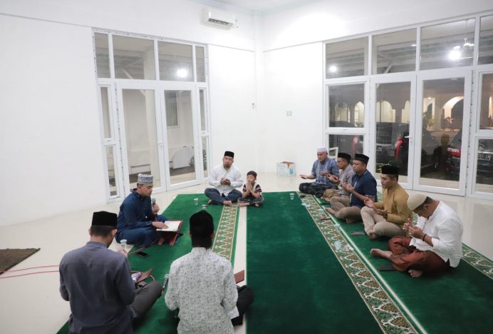 Pj Bupati Muhammad Iswanto Tutup Tadarus Ramadhan di Meuligoe