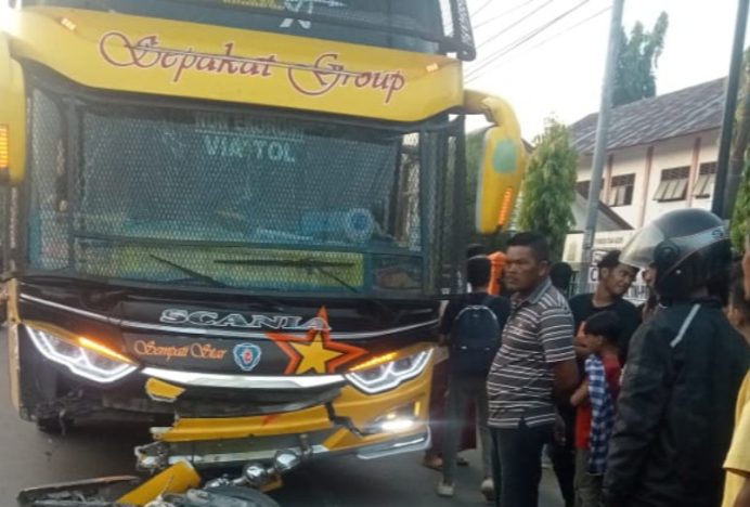 Tabrak Bus Simpati, Pasutri Meninggal Dunia