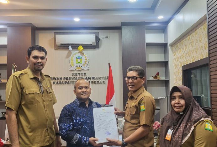 Ketua DPRK Iskandar Ali Terima Dokumen LKPJ Bupati Aceh Besar Tahun 2023