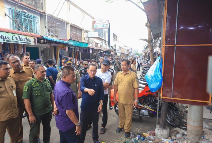 Pj Wali Kota Banda Aceh Pantau Jalan Tgk Chik Pante Kulu Pasca Penertiban PKL