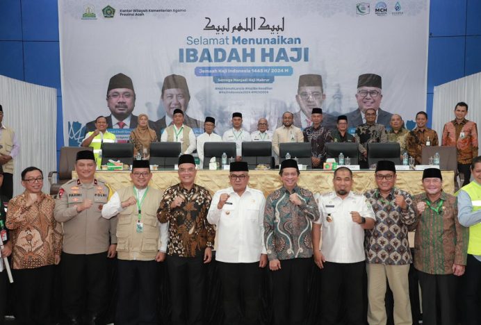 Pj Bupati Aceh Besar Hadiri Penglepasan Jamaah Calon Haji Kloter I Aceh