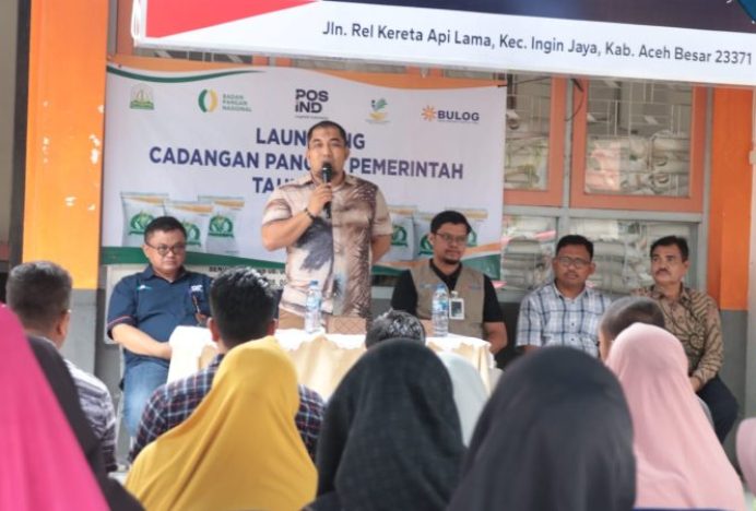 Pj Bupati Aceh Besar Kembali Salurkan Bantuan Cadangan Pangan Tahap II Kepada 2.876 KPM di Ingin Jaya