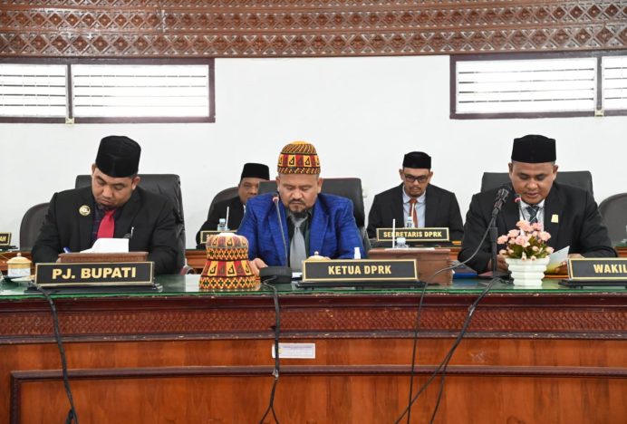 DPRK Aceh Besar Gelar Paripurna Pembahasan LKPJ APBK 2023