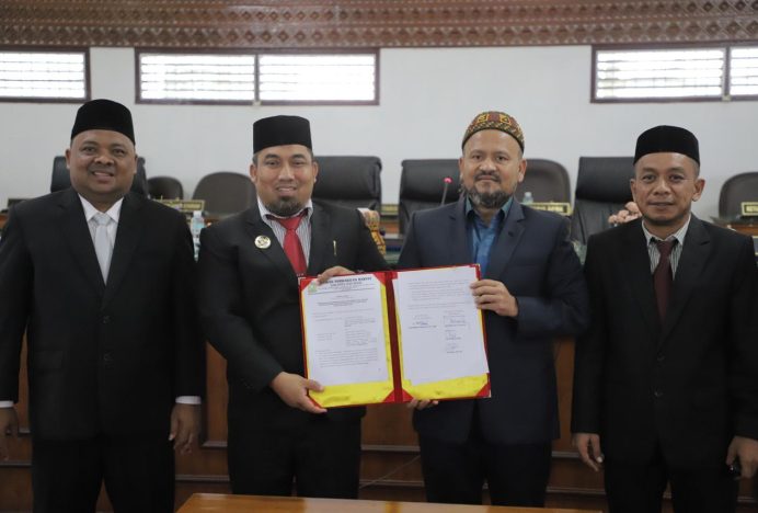 Pj Bupati Muhammad Iswanto Apresiasi Rekomendasi DPRK Aceh Besar Terhadap LKPJ Bupati Aceh Besar TA 2023