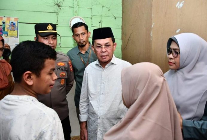 Pj Wali Kota Banda Aceh Amiruddin Tinjau Dua Lokasi Rumah Bantuan Baitul Mal