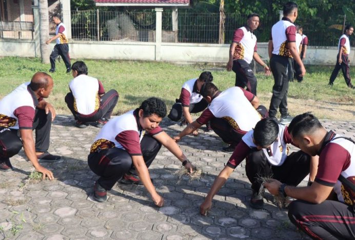 Polres Pidie Jaya Gelar Bakti Sosial