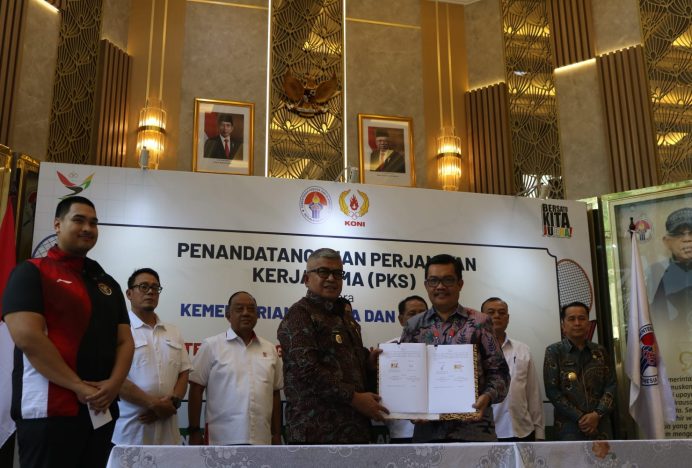 Pj Gubernur Aceh Teken PKS Penyelanggaraan PON XXI di Kemenpora