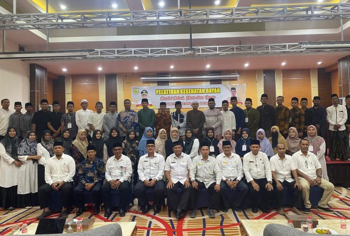 43 Guru dan Santri Dayah Mengikuti Pelatihan Kesehatan