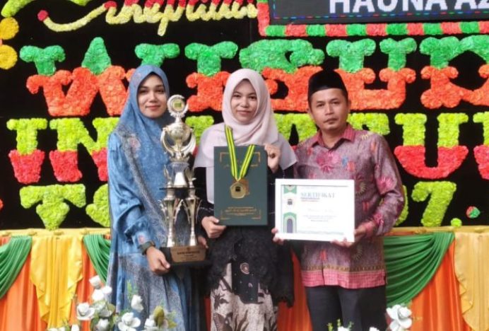 Hauna Azkia Santri Berprestasi di Dayah Terpadu Inshafuddin 2024
