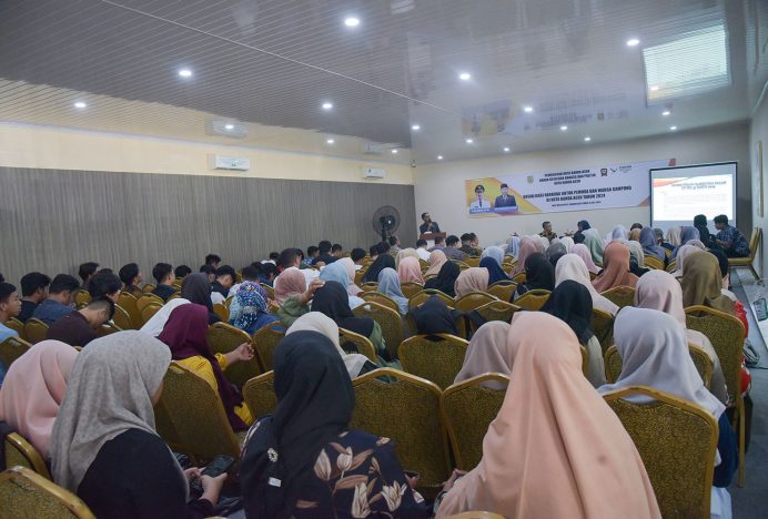 Kesbangpol Banda Aceh Gelar Sosialisasi untuk Pemuda dan Warga Gampong