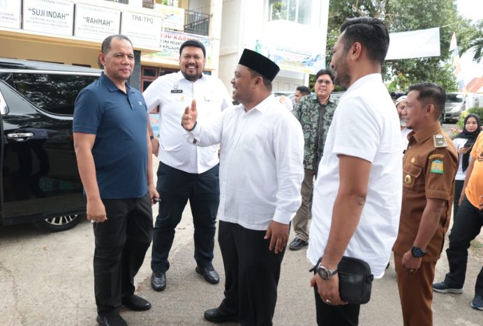 Sekda Aceh Besar Terima Kunker Dirjen Bina Pemdes Kemendagri ke Gampong Bueng Sidom