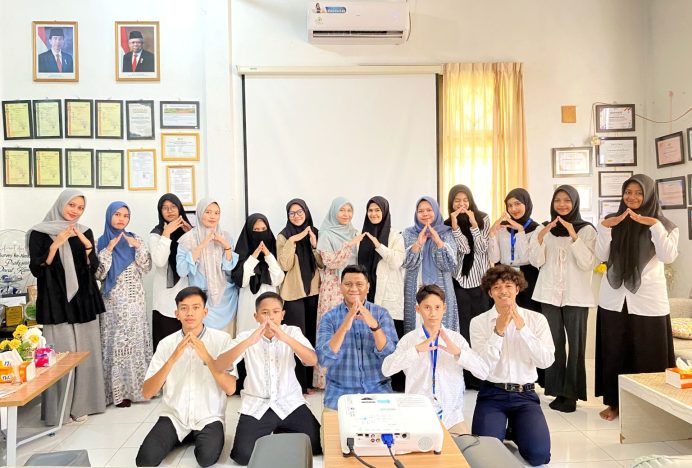 GEN-A Latih Kader Remaja Kesehatan Reproduksi