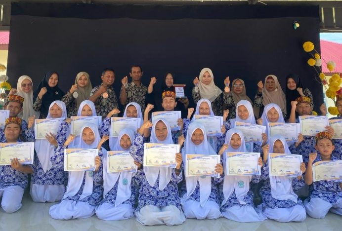 SMPN 10 Banda Aceh Raih Juara Umum KSOB Jenjang SMP/MTs 2024