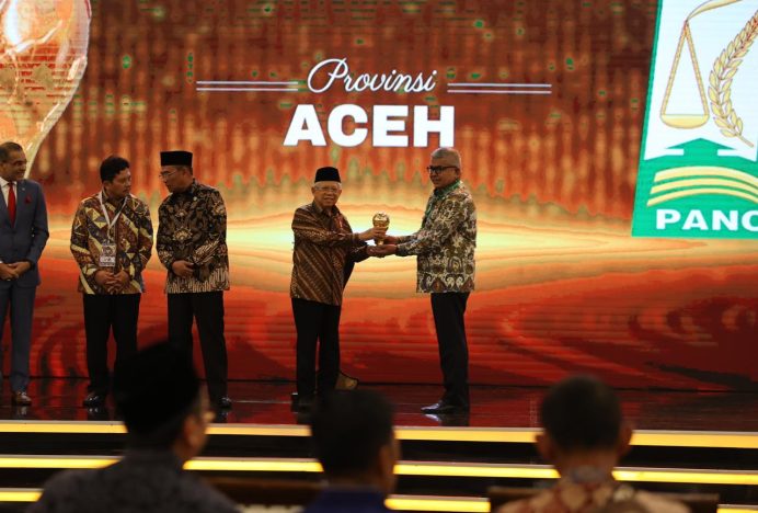 Jangkauan Layanan JKN Aceh Merata, Pemerintah Aceh Terima Penghargaan Universal Health Coverage