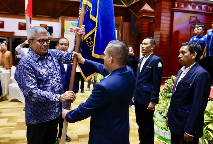 Pj Gubernur Aceh Kukuhkan Pengurus Karang Taruna 2024-2029