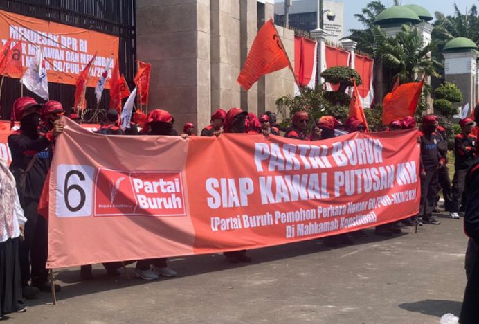 RUU Pilkada Batal Disahkan, Massa Buruh Tunda Aksi Gelombang Kedua Hari Ini