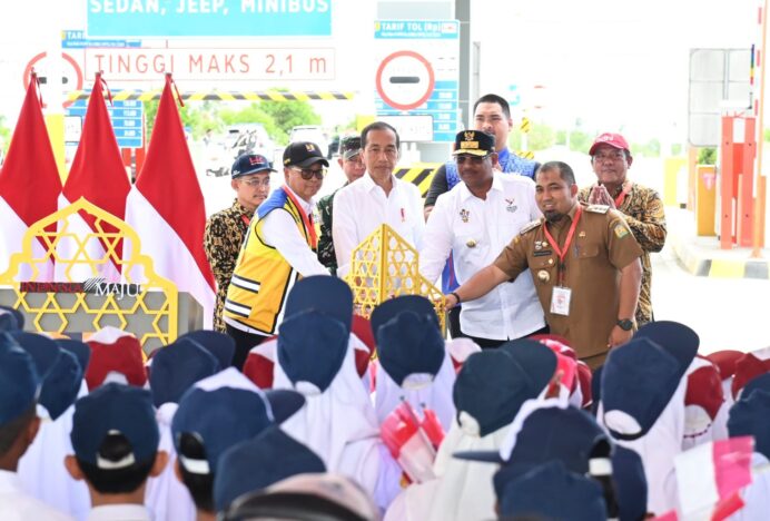 Presiden Jokowi Resmikan Empat Ruas Jalan Tol Sigli-Banda Aceh