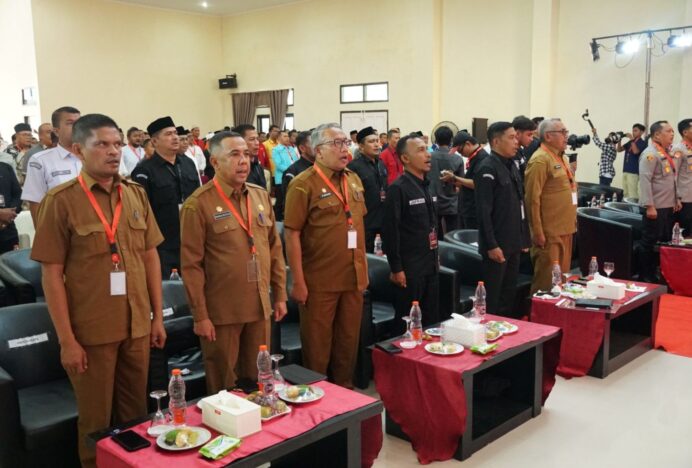 Kakesbangpol Hadiri Penetapan Nomor Urut Paslon Bupati dan Wakil Bupati Aceh Besar untuk Periode 2024-2029