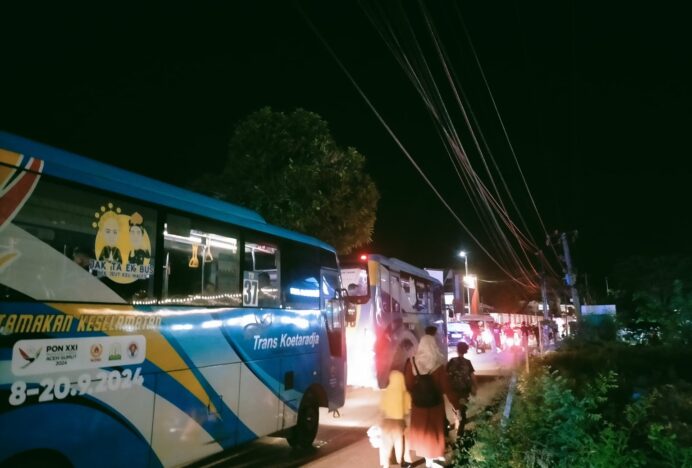 Malam Pembukaan PON Jalanan Banda Aceh Semakin Padat