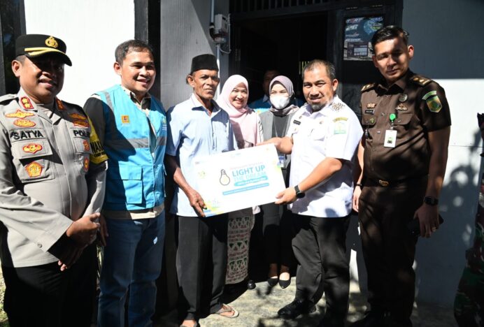 Pj Bupati Apresiasi Penyaluran Listrik Gratis bagi Masyarakat Kurang Mampu
