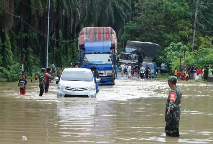 Banjir Landa Kabupaten Aceh Tamiang, Ribuan Warga Mengunsi