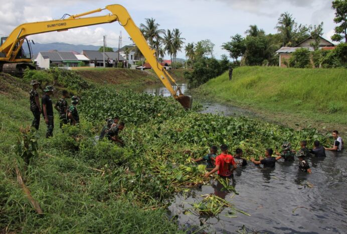 Dandim 0101/KBA Apresiasi Semua yang Mendukung Kelancaran Pembersihan Sungai di Ateuk Jawo