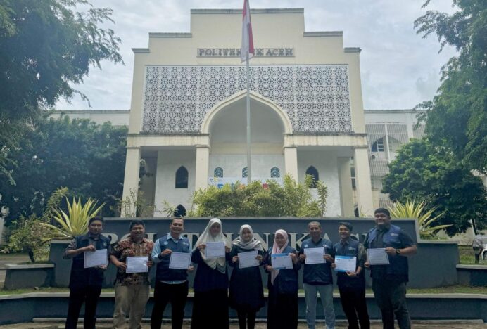 10 Dosen Politeknik Aceh Raih Sertifikasi Bertaraf Internasional