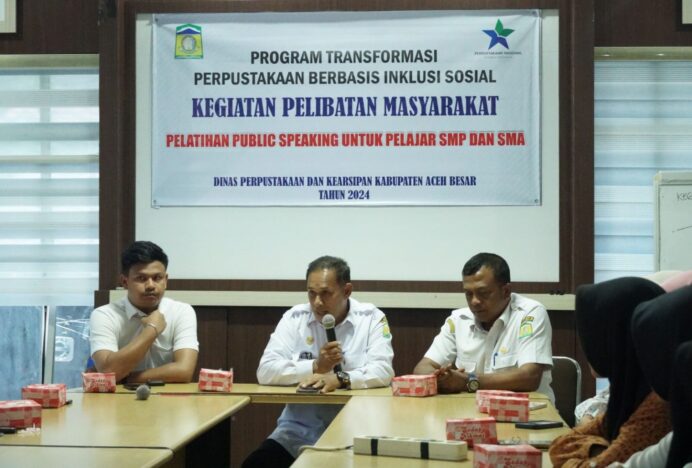 Dispersip Aceh Besar Gelar Pelatihan Public Speaking Bagi Pelajar