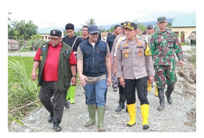 Pj Bupati Aceh Tenggara Tinjau Lokasi Banjir di Hari Pertama Bertugas