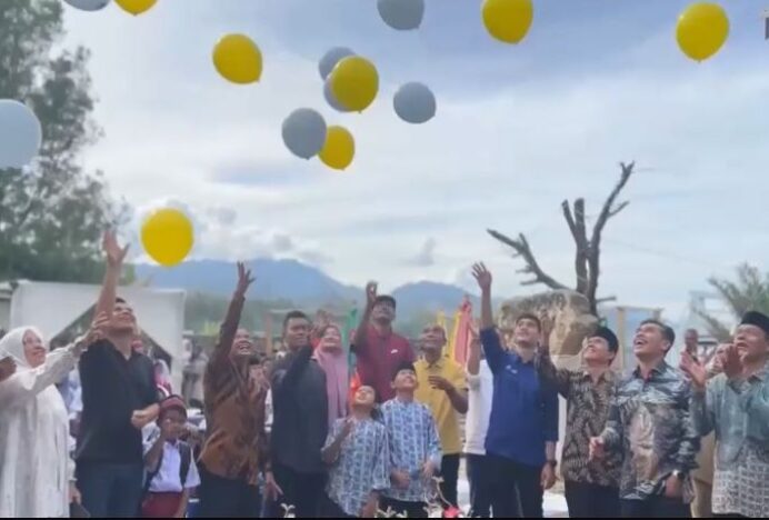 Peringati Hardikda Aceh ke-65, HiMaL Gelar Aneka Kegiatan di Pantai Lampuuk-Lhoknga