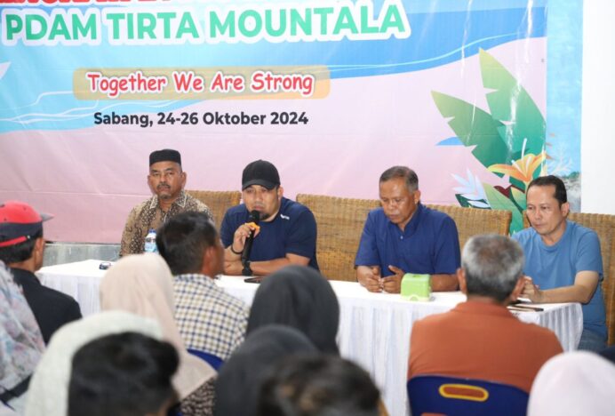 Pj Bupati Aceh Besar Buka Bimtek Peningkatan Motivasi Kerja PDAM Tirta Mountala