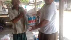 Peduli Bencana, Pemerintah Kampung Rantau Gedang Salurkan Bantuan Berupa Beras bagi Korban Banjir