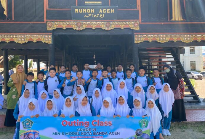 Gelar Outing Class, Siswa MIN 6 Model Banda Aceh Kunjungi Museum Aceh