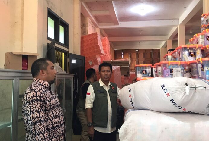 Siaga Bencana Hidrometeorologi, Pj Bupati Tinjau Logistik dan Peralatan BPBD Aceh Besar