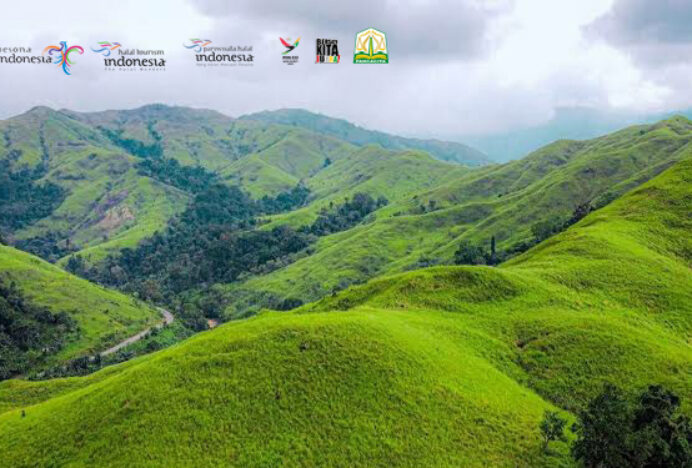 Keindahan Alam Sabana Bukit Siron di Aceh Besar